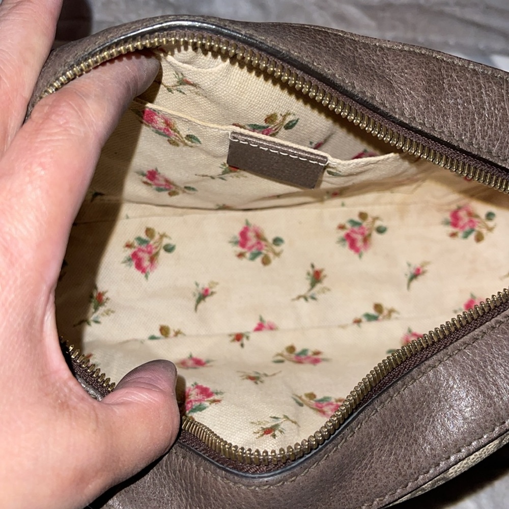 ❤️SOLD❤️Gucci neo vintage camera bag preloved great condition comes with strap - Picture 9 of 13